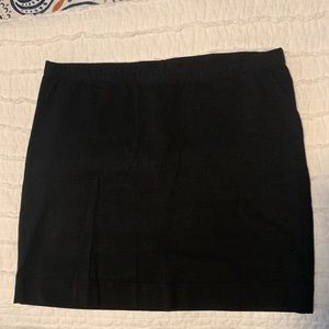 H&M basics black skirt